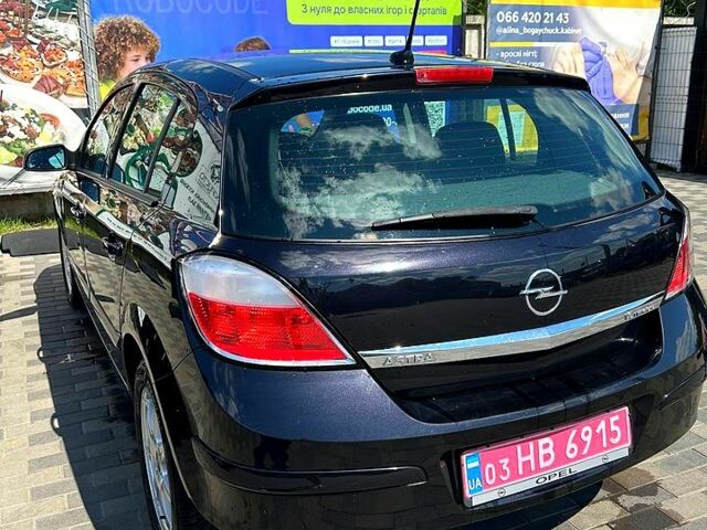 Чорний Опель Астра, об'ємом двигуна 1.6 л та пробігом 212 тис. км за 4600 $, фото 2 на Automoto.ua