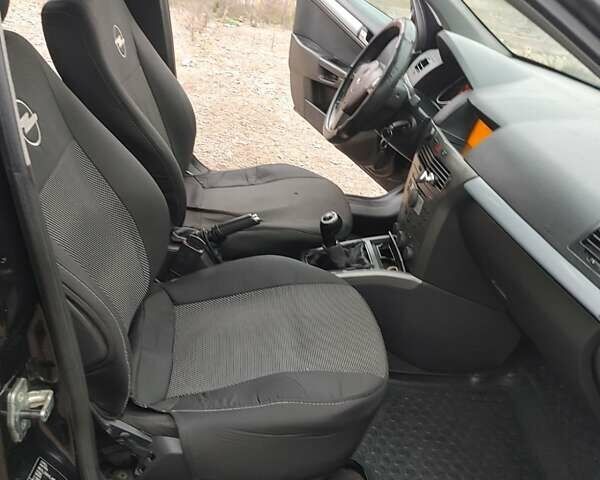 Опель Астра 2005 в Киеве на Automoto.ua Черный Опель Астра, объемом двигателя 1.6 л и пробегом 225 тыс. км за 3600 $, фото 13 на Automoto.ua