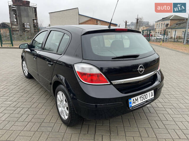 Черный Опель Астра, объемом двигателя 1.8 л и пробегом 227 тыс. км за 4900 $, фото 7 на Automoto.ua