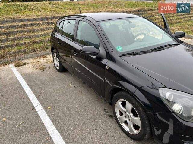Черный Опель Астра, объемом двигателя 1.8 л и пробегом 184 тыс. км за 4800 $, фото 3 на Automoto.ua