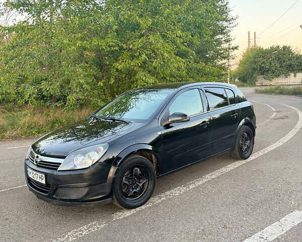 Черный Опель Астра, объемом двигателя 1.9 л и пробегом 280 тыс. км за 3700 $, фото 5 на Automoto.ua