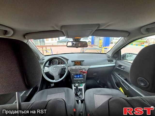 Чорний Опель Астра, об'ємом двигуна 1.7 л та пробігом 277 тис. км за 4800 $, фото 2 на Automoto.ua