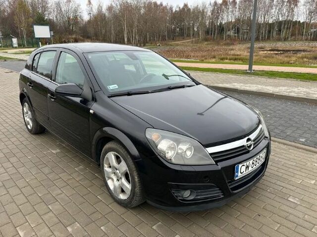 Чорний Опель Астра, об'ємом двигуна 1.7 л та пробігом 265 тис. км за 1450 $, фото 3 на Automoto.ua