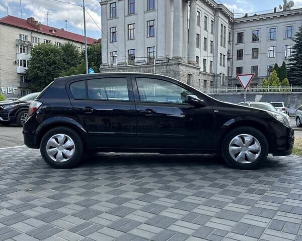 Чорний Опель Астра, об'ємом двигуна 1.6 л та пробігом 214 тис. км за 4550 $, фото 3 на Automoto.ua