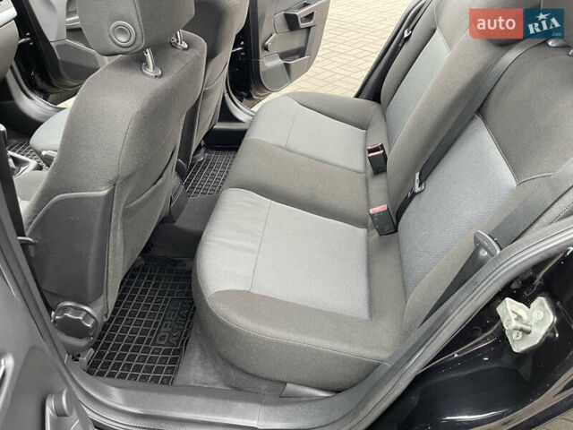 Черный Опель Астра, объемом двигателя 1.8 л и пробегом 227 тыс. км за 4900 $, фото 13 на Automoto.ua