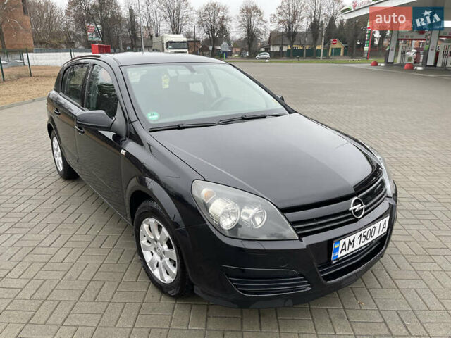 Черный Опель Астра, объемом двигателя 1.8 л и пробегом 227 тыс. км за 4900 $, фото 4 на Automoto.ua