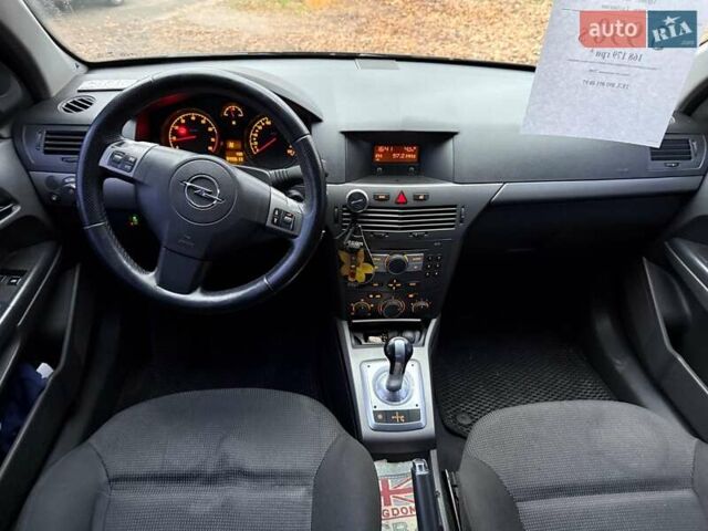 Чорний Опель Астра, об'ємом двигуна 1.6 л та пробігом 350 тис. км за 3940 $, фото 15 на Automoto.ua