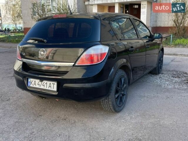 Черный Опель Астра, объемом двигателя 1.6 л и пробегом 197 тыс. км за 3900 $, фото 3 на Automoto.ua