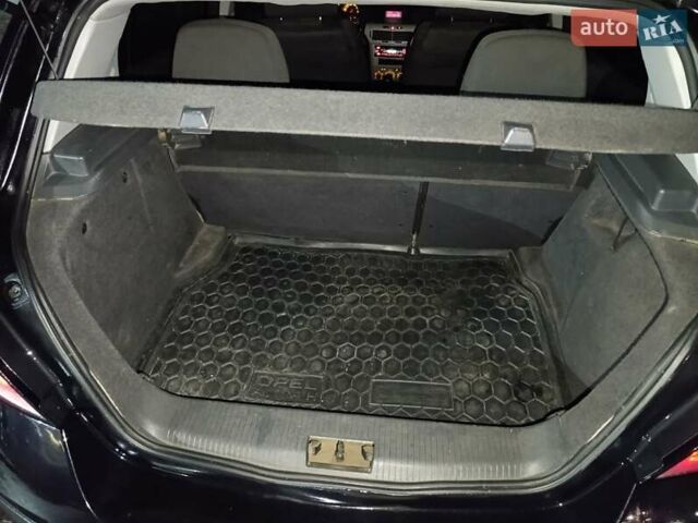 Чорний Опель Астра, об'ємом двигуна 1.6 л та пробігом 393 тис. км за 3600 $, фото 8 на Automoto.ua