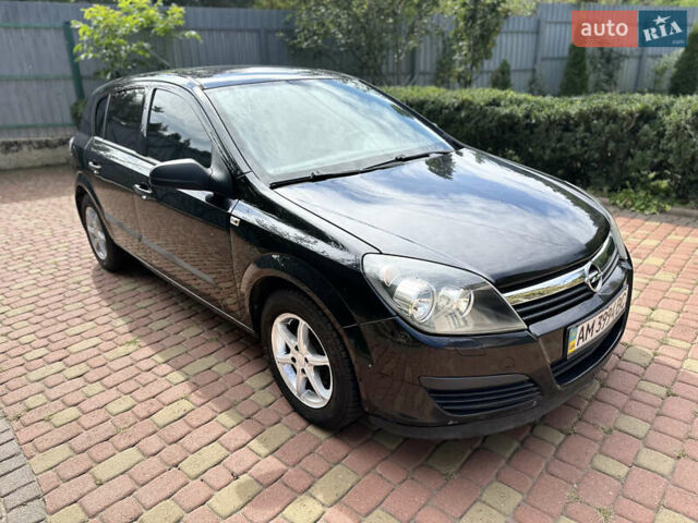 Чорний Опель Астра, об'ємом двигуна 1.4 л та пробігом 220 тис. км за 4150 $, фото 5 на Automoto.ua