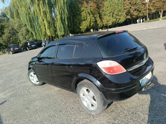 Черный Опель Астра, объемом двигателя 1.6 л и пробегом 220 тыс. км за 3000 $, фото 8 на Automoto.ua