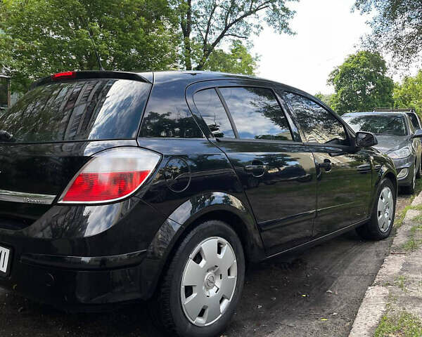 Чорний Опель Астра, об'ємом двигуна 1.6 л та пробігом 265 тис. км за 5500 $, фото 6 на Automoto.ua