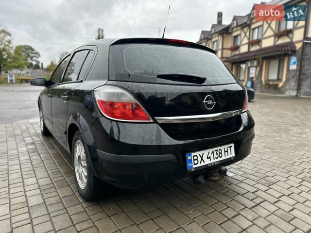 Черный Опель Астра, объемом двигателя 1.4 л и пробегом 274 тыс. км за 3777 $, фото 12 на Automoto.ua