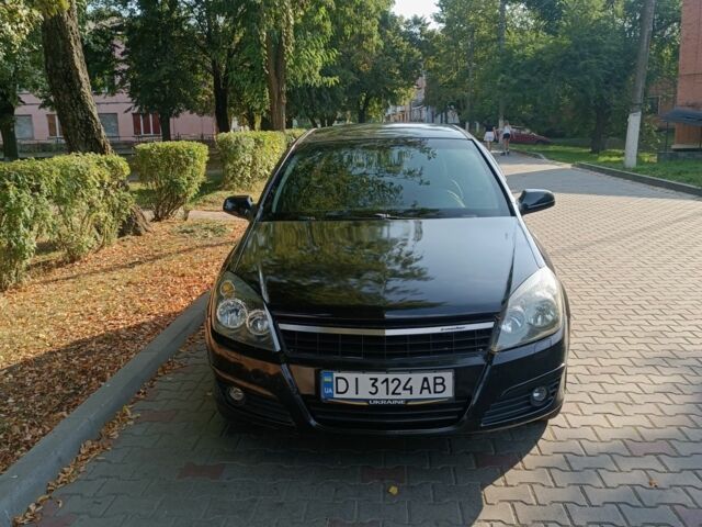 Черный Опель Астра, объемом двигателя 1.6 л и пробегом 220 тыс. км за 3000 $, фото 13 на Automoto.ua