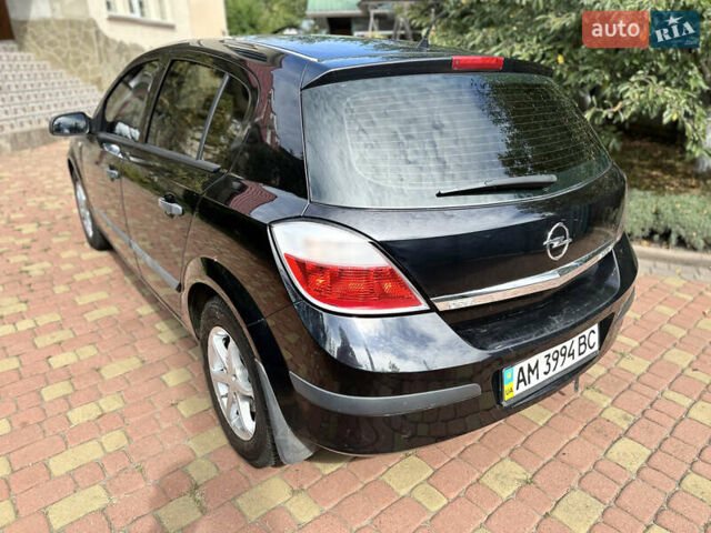 Чорний Опель Астра, об'ємом двигуна 1.4 л та пробігом 220 тис. км за 4150 $, фото 3 на Automoto.ua