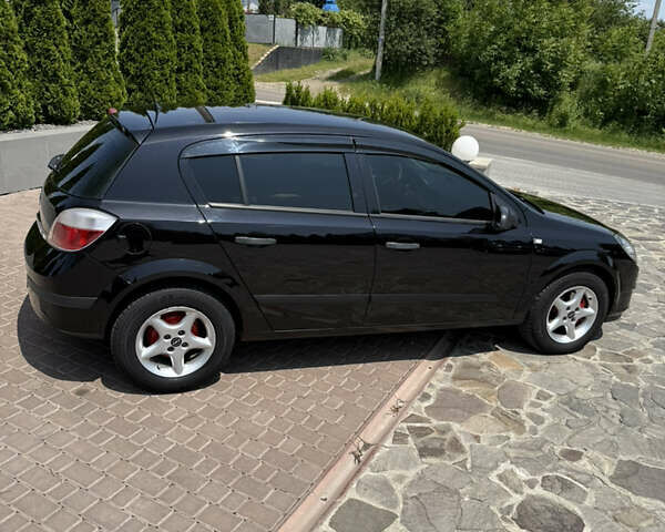 Черный Опель Астра, объемом двигателя 1.36 л и пробегом 220 тыс. км за 4450 $, фото 4 на Automoto.ua