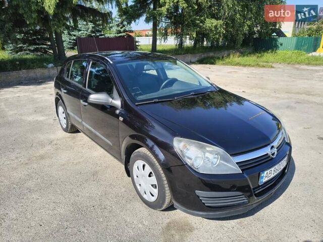 Черный Опель Астра, объемом двигателя 1.4 л и пробегом 176 тыс. км за 4000 $, фото 8 на Automoto.ua