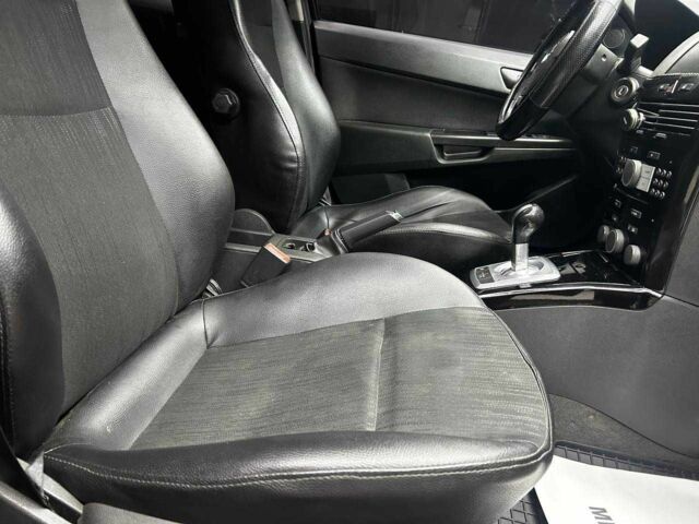 Черный Опель Астра, объемом двигателя 1.6 л и пробегом 213 тыс. км за 4300 $, фото 12 на Automoto.ua