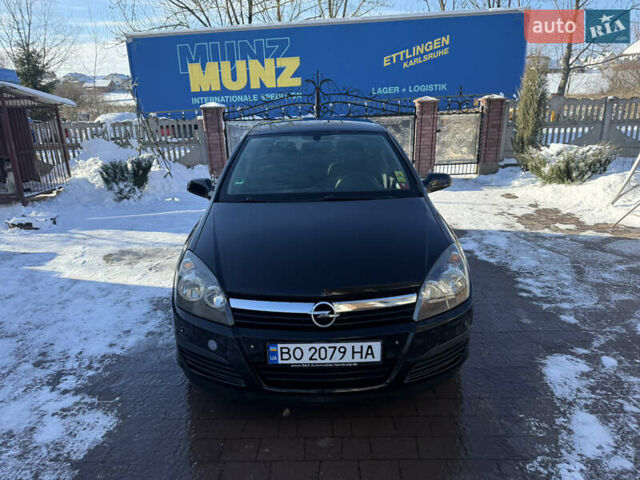 Чорний Опель Астра, об'ємом двигуна 1.6 л та пробігом 216 тис. км за 4600 $, фото 1 на Automoto.ua