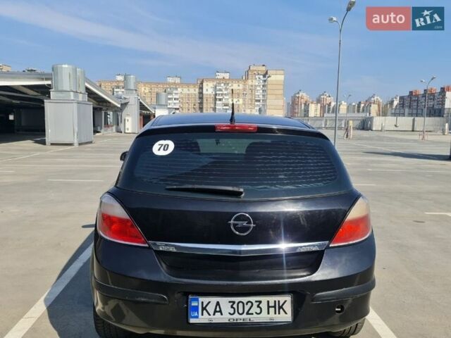 Чорний Опель Астра, об'ємом двигуна 1.4 л та пробігом 256 тис. км за 3150 $, фото 3 на Automoto.ua