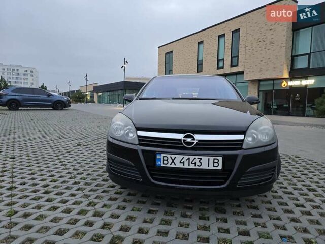 Черный Опель Астра, объемом двигателя 1.8 л и пробегом 142 тыс. км за 6200 $, фото 9 на Automoto.ua