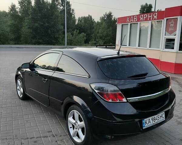 Черный Опель Астра, объемом двигателя 1.7 л и пробегом 167 тыс. км за 5600 $, фото 1 на Automoto.ua