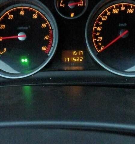 Черный Опель Астра, объемом двигателя 2 л и пробегом 172 тыс. км за 7000 $, фото 4 на Automoto.ua