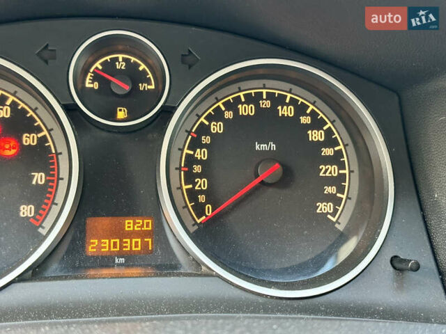 Чорний Опель Астра, об'ємом двигуна 0 л та пробігом 230 тис. км за 5650 $, фото 42 на Automoto.ua