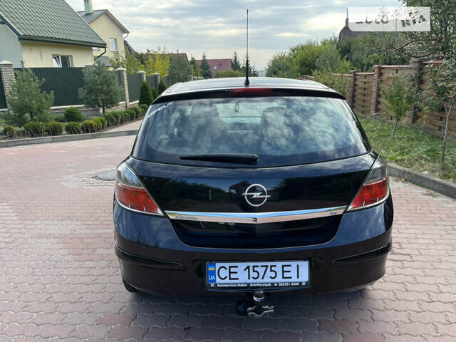 Черный Опель Астра, объемом двигателя 1.6 л и пробегом 188 тыс. км за 5350 $, фото 85 на Automoto.ua