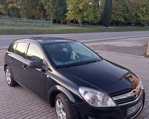 Черный Опель Астра, объемом двигателя 1.25 л и пробегом 268 тыс. км за 5000 $, фото 8 на Automoto.ua