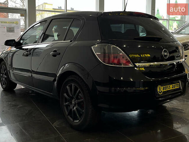 Черный Опель Астра, объемом двигателя 1.8 л и пробегом 224 тыс. км за 6999 $, фото 4 на Automoto.ua