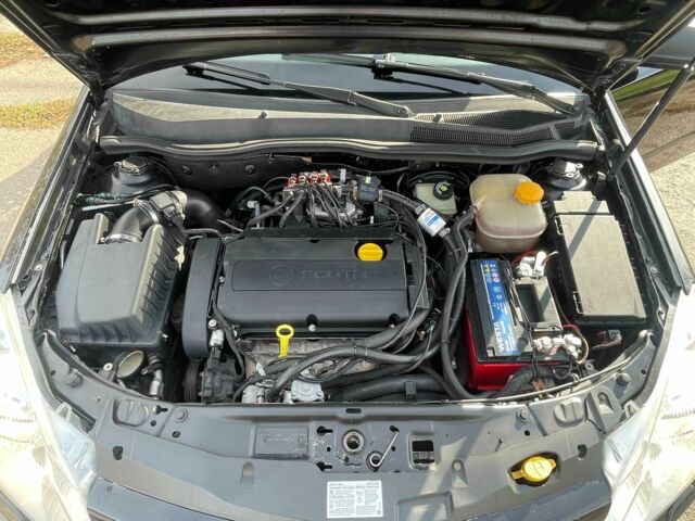 Опель Астра 2007 в Кривом Роге на Automoto.ua Черный Опель Астра, объемом двигателя 1.8 л и пробегом 220 тыс. км за 6000 $, фото 11 на Automoto.ua