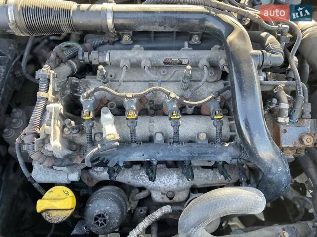 Черный Опель Астра, объемом двигателя 1.3 л и пробегом 227 тыс. км за 4600 $, фото 21 на Automoto.ua