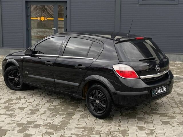 Черный Опель Астра, объемом двигателя 1.4 л и пробегом 155 тыс. км за 3950 $, фото 5 на Automoto.ua