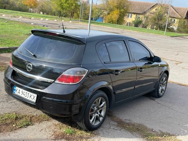 Опель Астра 2007 в Кривом Роге на Automoto.ua Черный Опель Астра, объемом двигателя 1.8 л и пробегом 220 тыс. км за 6000 $, фото 3 на Automoto.ua