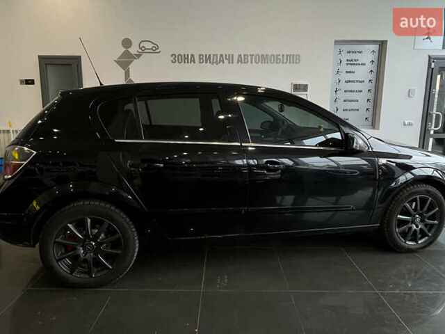 Черный Опель Астра, объемом двигателя 1.8 л и пробегом 224 тыс. км за 6999 $, фото 7 на Automoto.ua