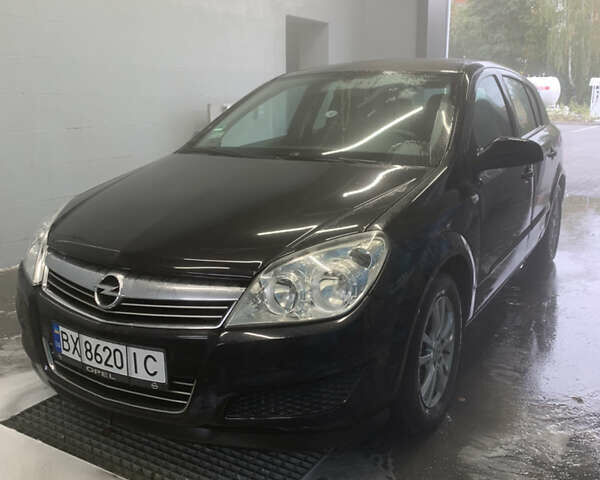 Чорний Опель Астра, об'ємом двигуна 1.6 л та пробігом 303 тис. км за 5300 $, фото 1 на Automoto.ua