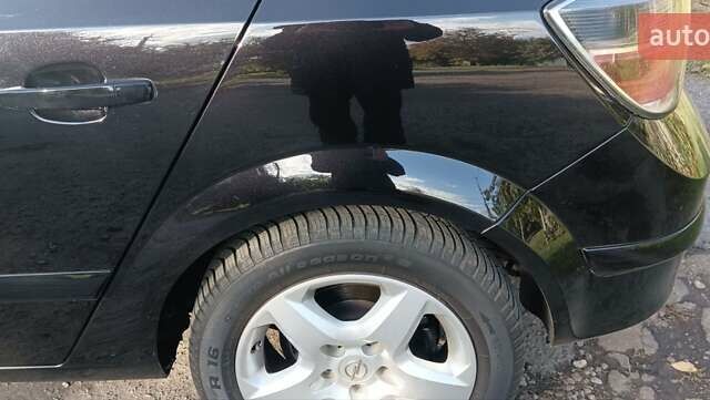 Черный Опель Астра, объемом двигателя 1.6 л и пробегом 203 тыс. км за 5850 $, фото 9 на Automoto.ua