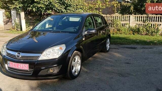 Черный Опель Астра, объемом двигателя 1.6 л и пробегом 203 тыс. км за 5850 $, фото 17 на Automoto.ua