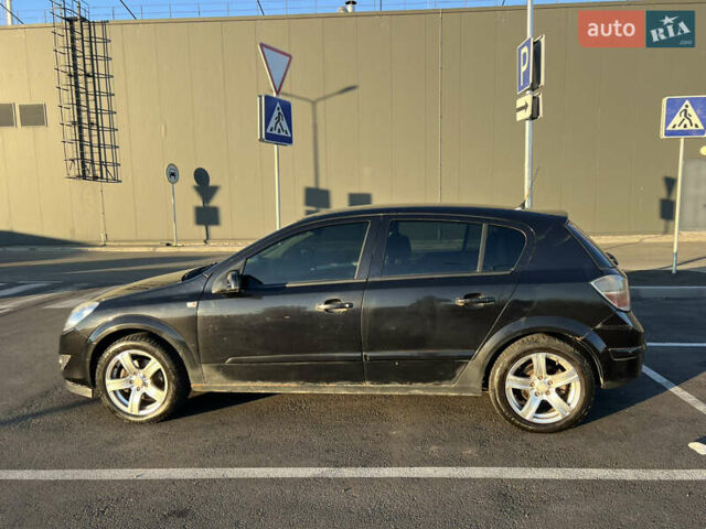 Черный Опель Астра, объемом двигателя 1.6 л и пробегом 470 тыс. км за 3500 $, фото 6 на Automoto.ua