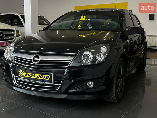 Черный Опель Астра, объемом двигателя 1.8 л и пробегом 224 тыс. км за 6999 $, фото 2 на Automoto.ua