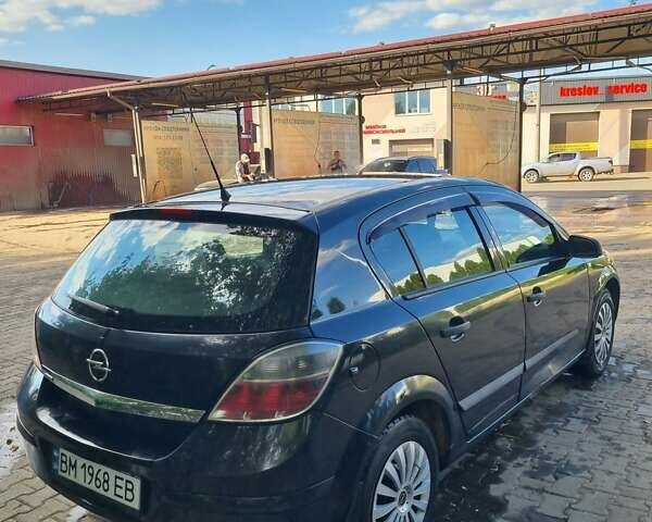 Черный Опель Астра, объемом двигателя 1.4 л и пробегом 254 тыс. км за 3700 $, фото 4 на Automoto.ua