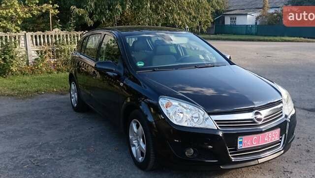 Черный Опель Астра, объемом двигателя 1.6 л и пробегом 203 тыс. км за 5850 $, фото 13 на Automoto.ua