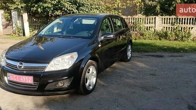 Черный Опель Астра, объемом двигателя 1.6 л и пробегом 203 тыс. км за 5850 $, фото 16 на Automoto.ua