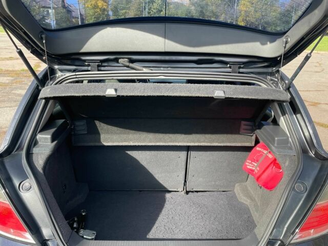 Опель Астра 2007 в Кривом Роге на Automoto.ua Черный Опель Астра, объемом двигателя 1.8 л и пробегом 220 тыс. км за 6000 $, фото 8 на Automoto.ua