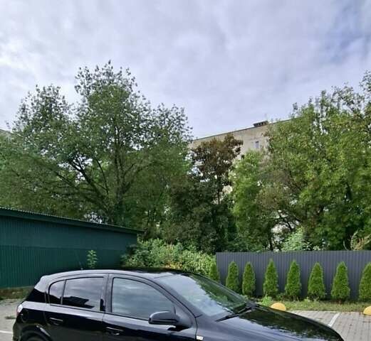 Чорний Опель Астра, об'ємом двигуна 1.6 л та пробігом 284 тис. км за 4200 $, фото 4 на Automoto.ua