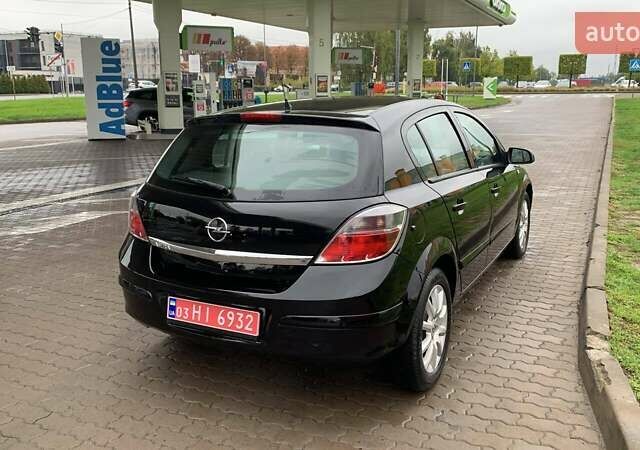 Черный Опель Астра, объемом двигателя 1.6 л и пробегом 217 тыс. км за 5057 $, фото 3 на Automoto.ua
