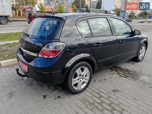 Черный Опель Астра, объемом двигателя 1.6 л и пробегом 194 тыс. км за 5300 $, фото 11 на Automoto.ua