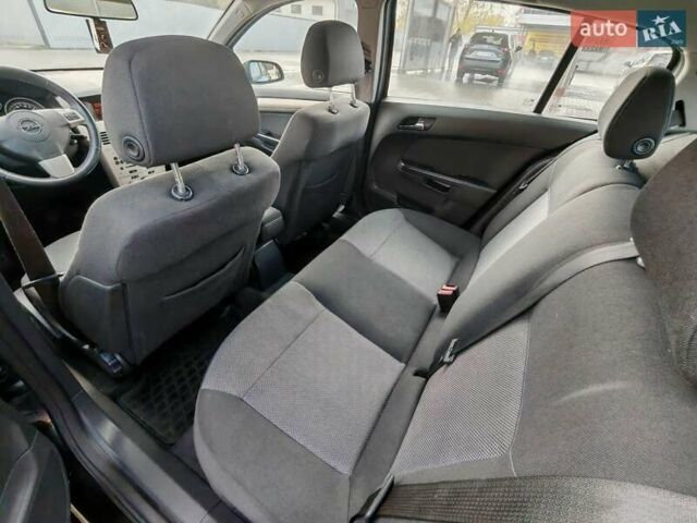 Черный Опель Астра, объемом двигателя 1.6 л и пробегом 194 тыс. км за 5300 $, фото 25 на Automoto.ua