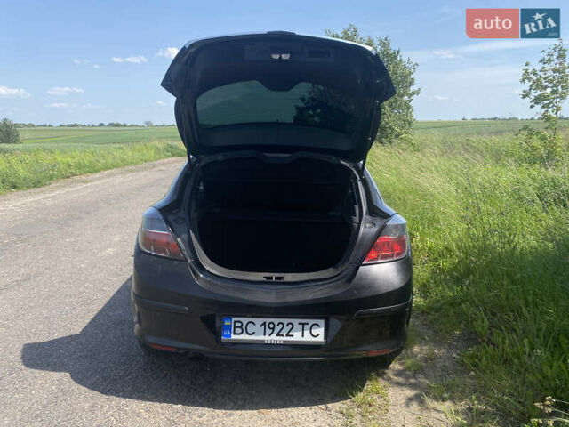 Черный Опель Астра, объемом двигателя 1.91 л и пробегом 239 тыс. км за 5350 $, фото 8 на Automoto.ua